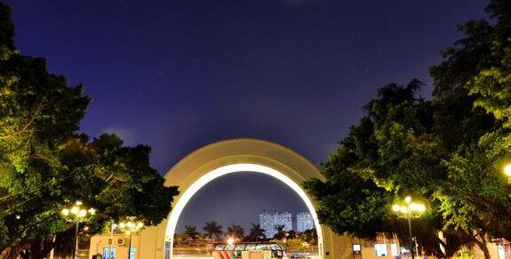 確保精密壓力表可靠運行需要考慮的故障原因