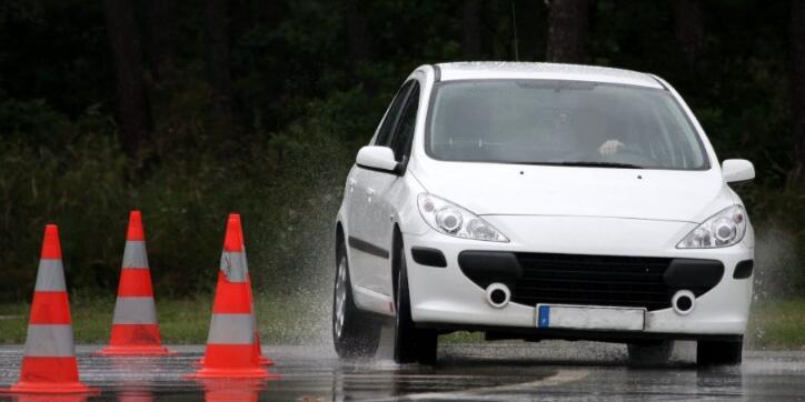 使用三軸稱重傳感器尋找摩擦系數